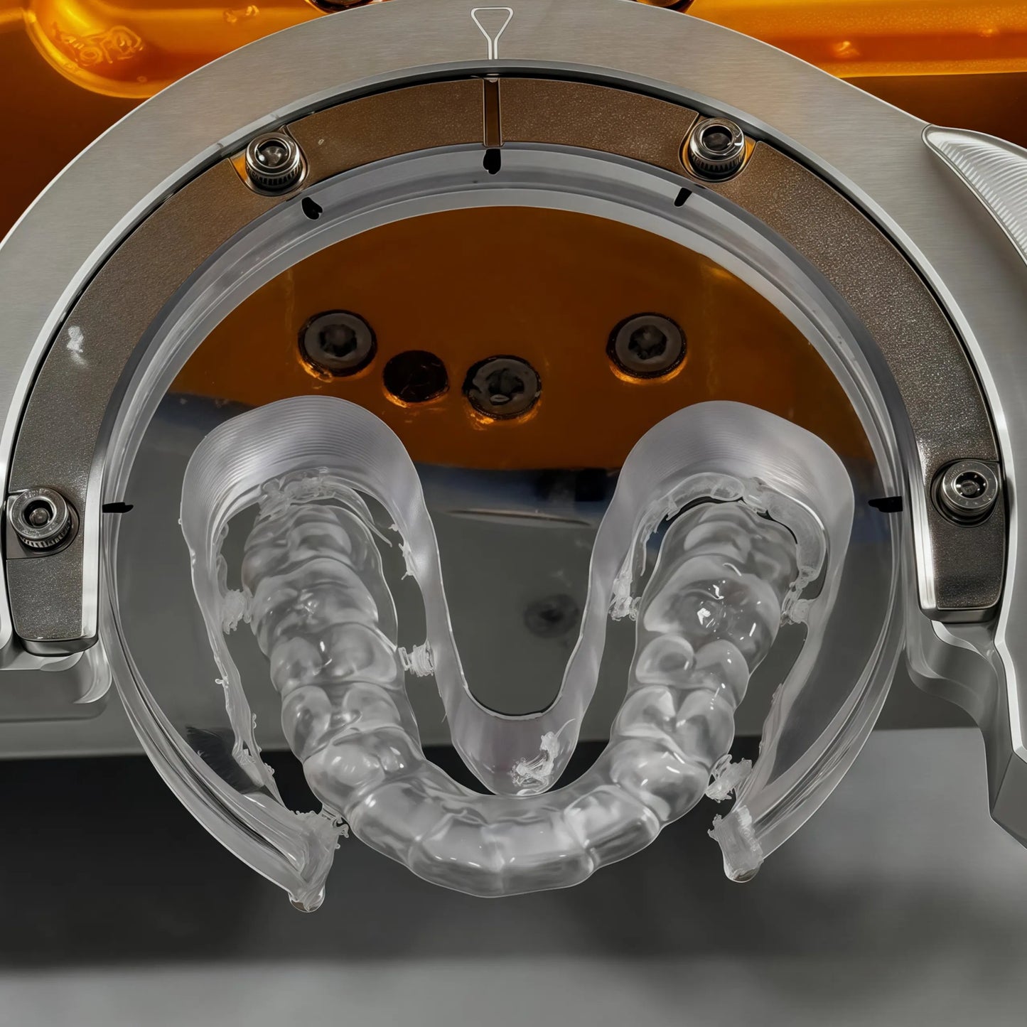 High-strength clear PMMA milling disc for digital dentistry applications
