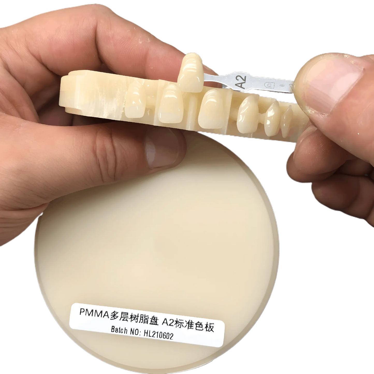 Dental multilayer PMMA disc for CAD/CAM aesthetic restorations